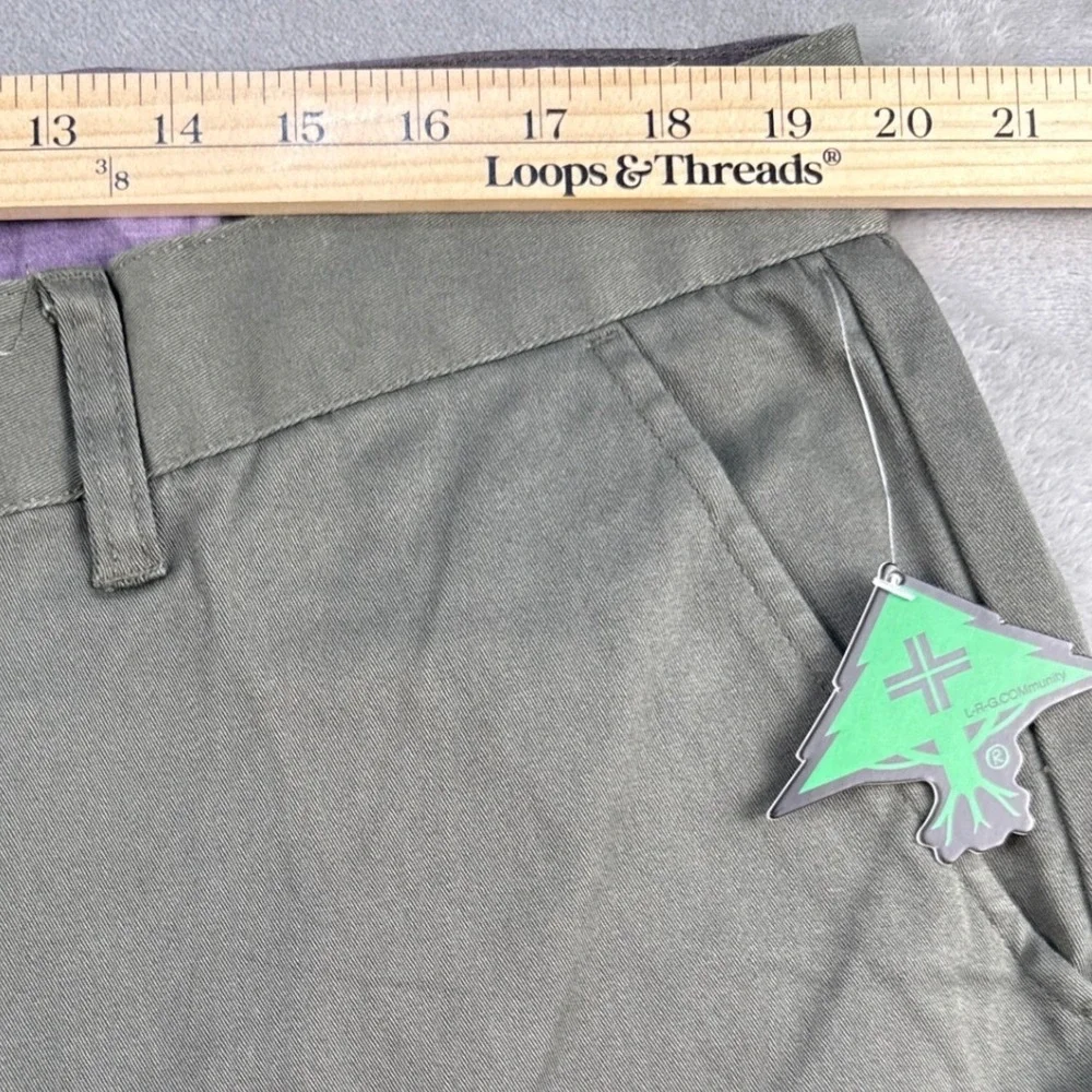LRG Mens True Straight Fit Chino Pants Olive Green Size 40 NWT